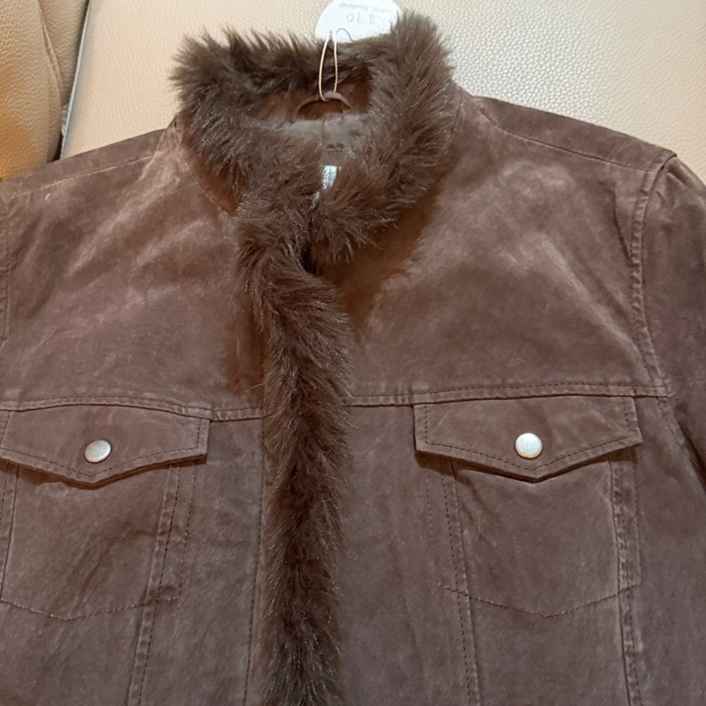 Coldwater Creek Brown Leather Jacket with Fur Trim size Large. 100% Leather. - Picture 5 of 6